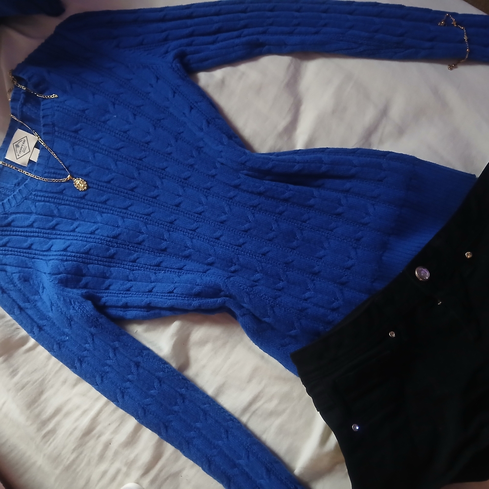 St. John's Bay Vibrant Blue Crew Neck Sweater